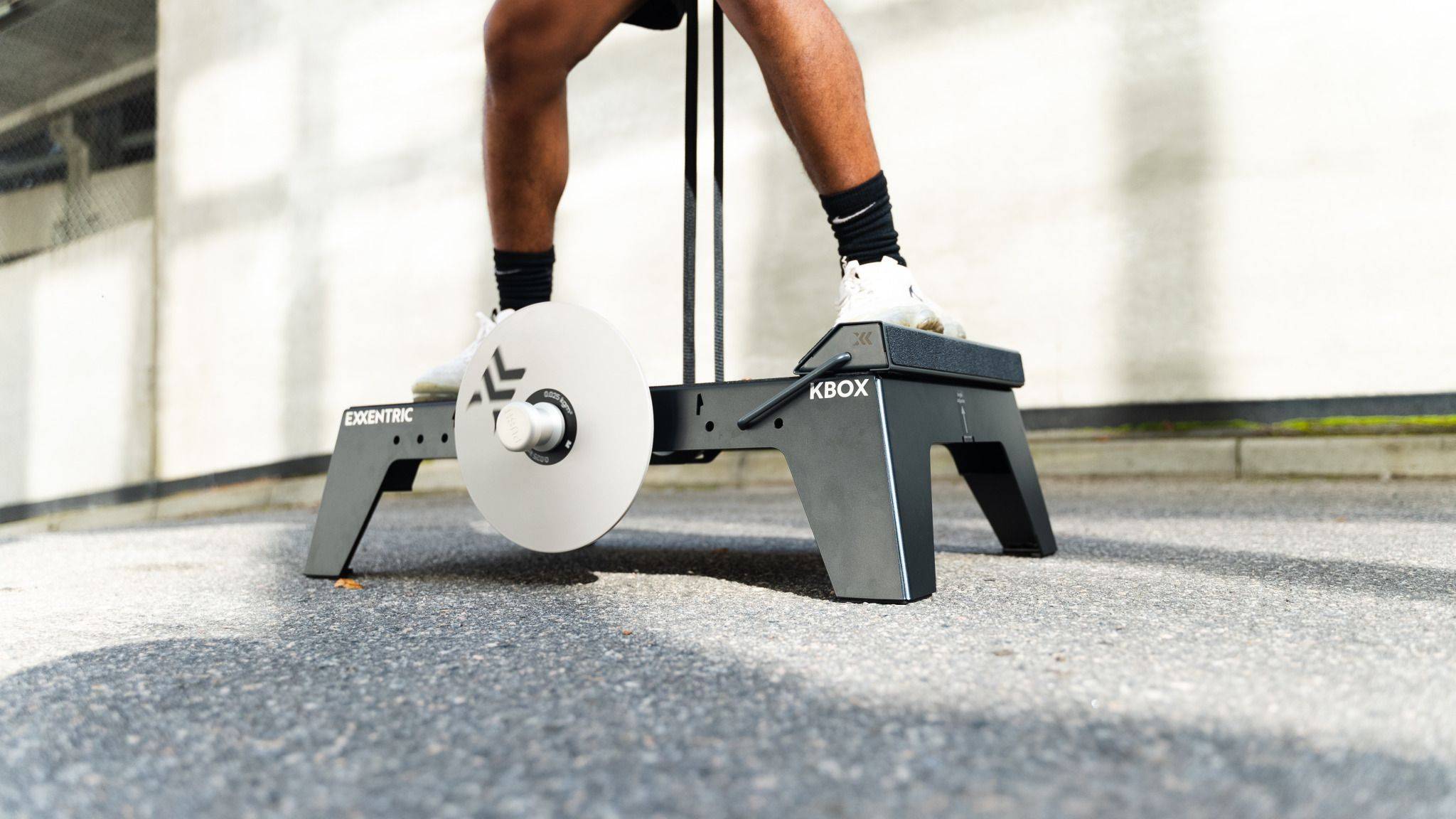 platform_extension_foot_block_attached_with_standard_functionality_to_kbox_lite_outdoors Iberian Sportech